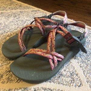 Chacos Womens size 9